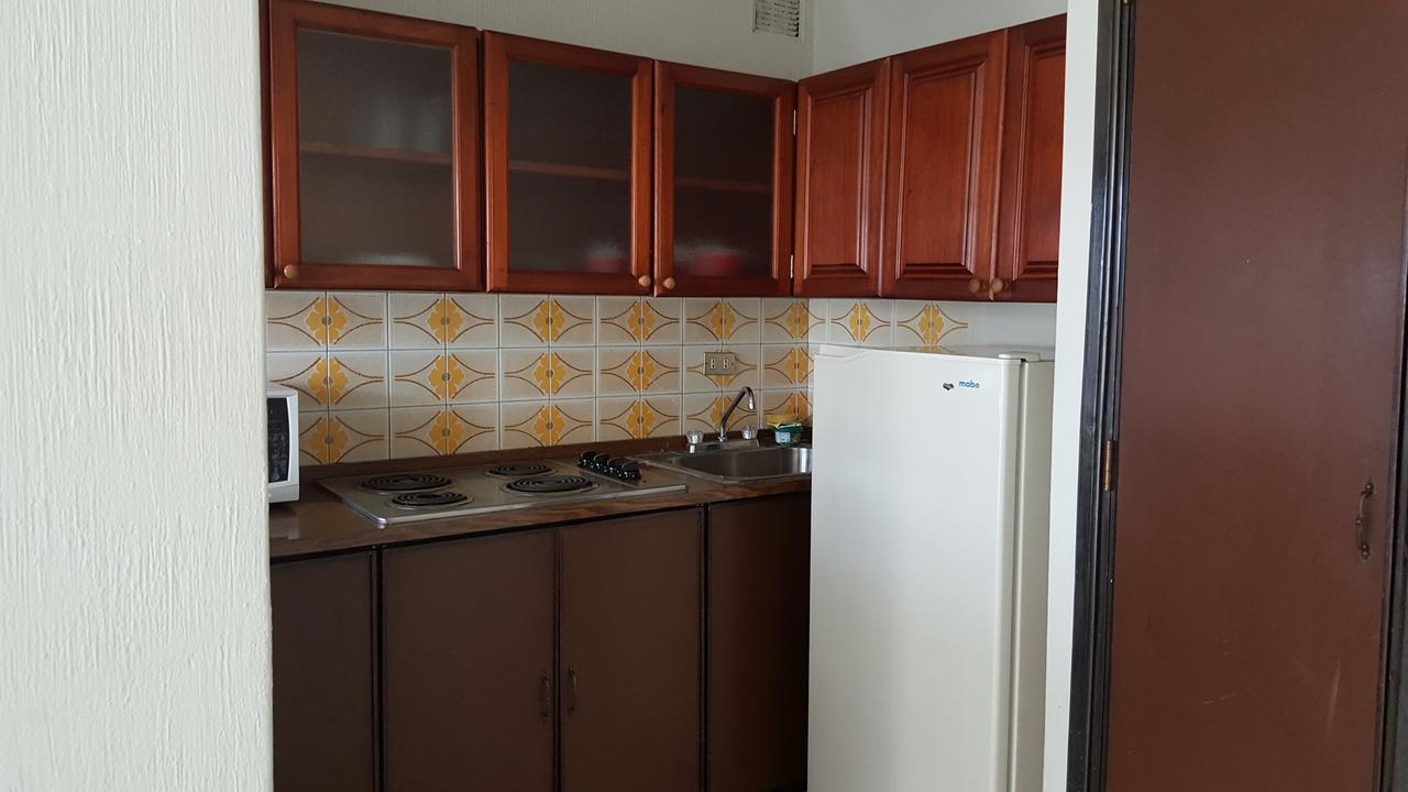 Apartment Business/Airport Area Гватемала Экстерьер фото